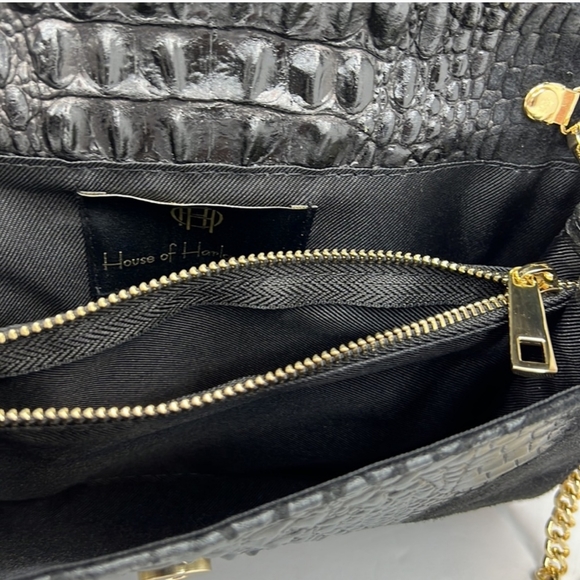 NWT HOUSE OF HARLOW 1960 CLUTCH, BLACK LEATHER, MADE IN ITALY, BEAUTIFUL DESIGN